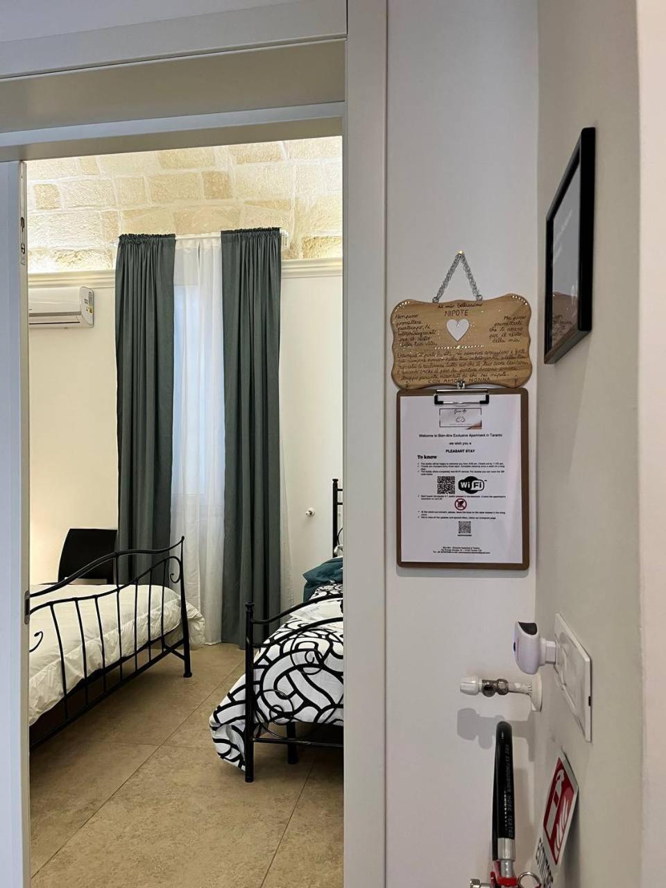 Bien-Etre Exclusive Apartment Taranto Esterno foto